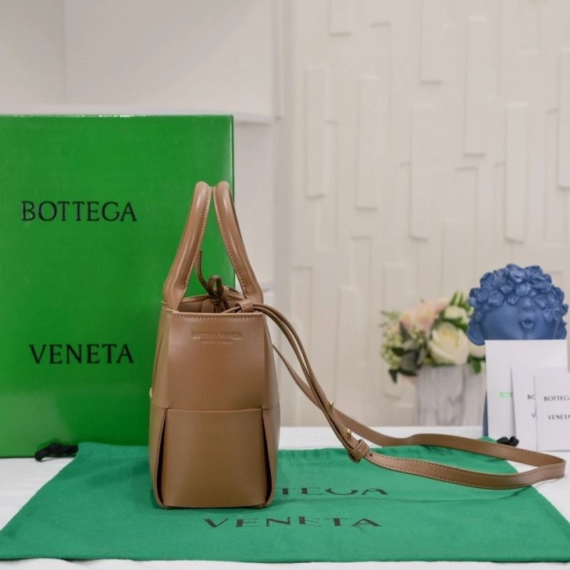 TechFriendly Bottega Veneta Shopping Bags 67979