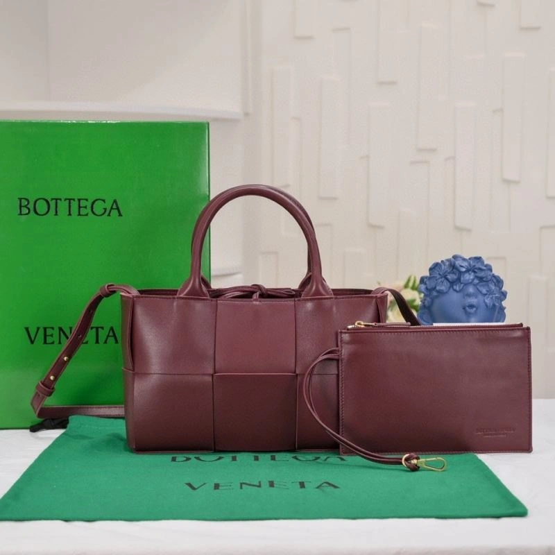 Reliable Bottega Veneta Shopping Bags 67944
