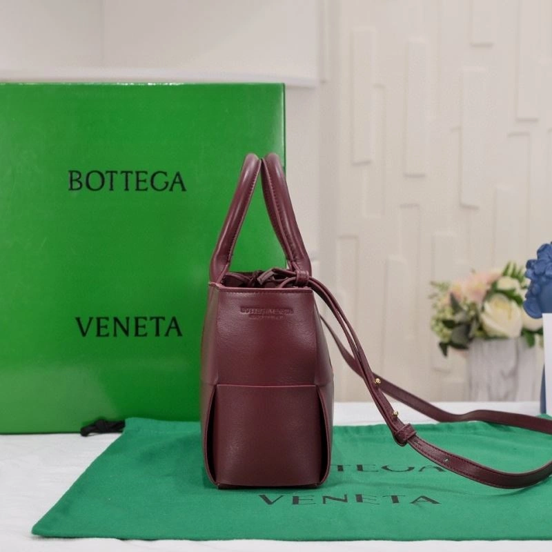 Reliable Bottega Veneta Shopping Bags 67944