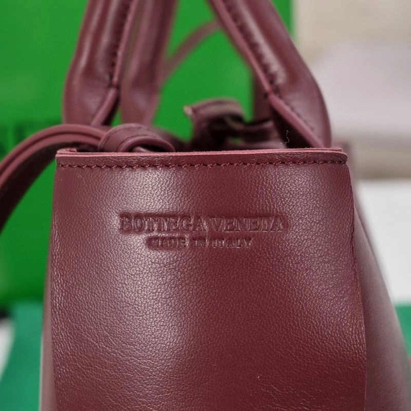 Reliable Bottega Veneta Shopping Bags 67944