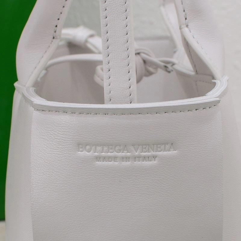 Bottega Veneta Shopping Bags Timeless 67936