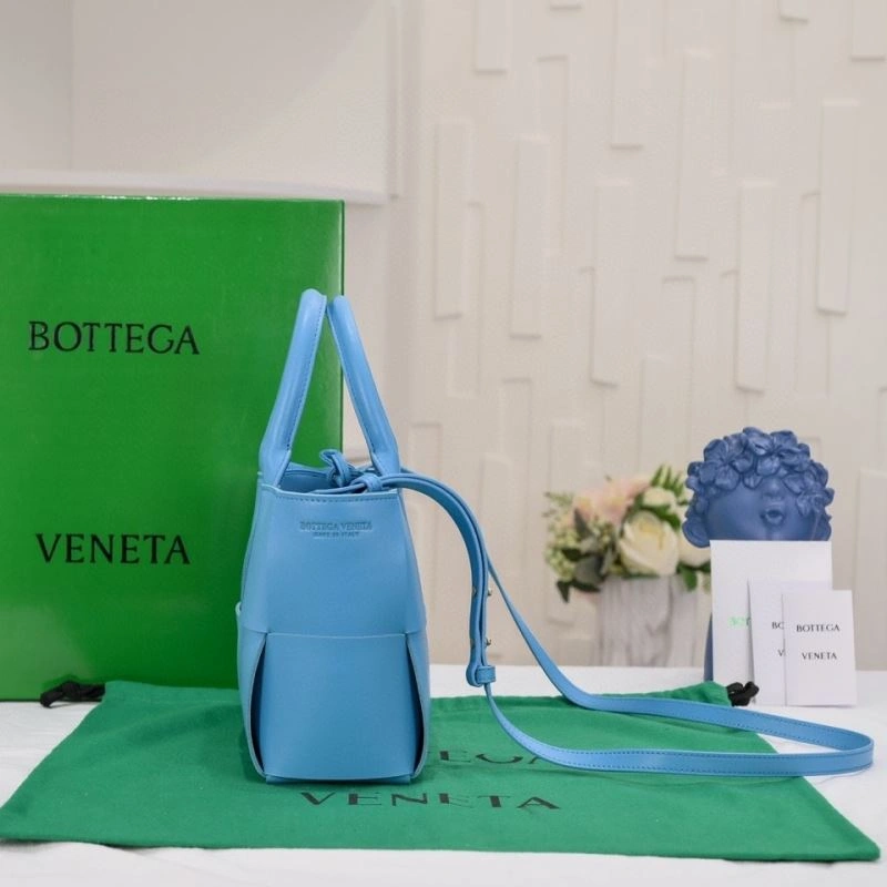 Bottega Veneta Shopping Bags Snug 67971