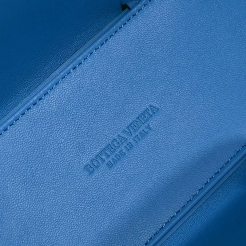 Bottega Veneta Shopping Bags Snug 67971