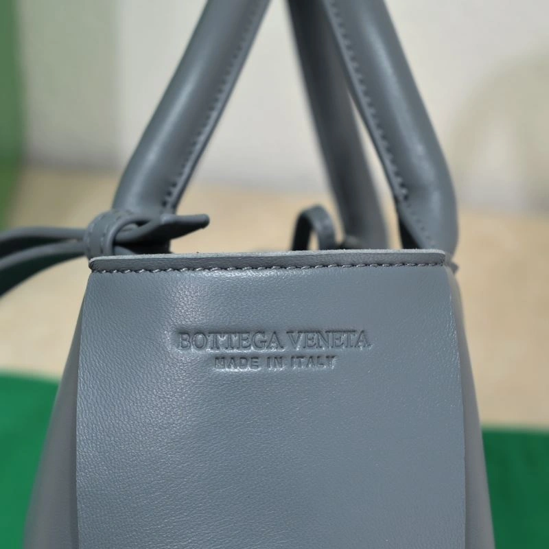 Bottega Veneta Shopping Bags Modern 67947