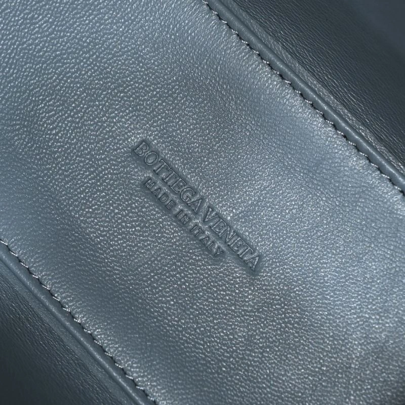 Bottega Veneta Shopping Bags Modern 67947