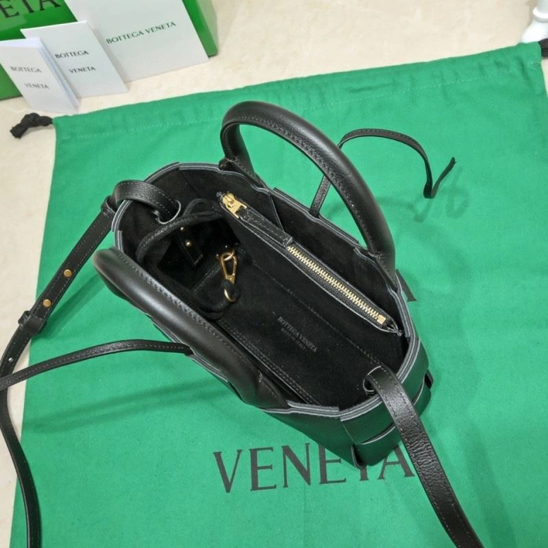 Neat Bottega Veneta Shopping Bags 67945