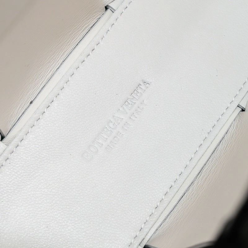 GoodFit Bottega Veneta Shopping Bags 68020