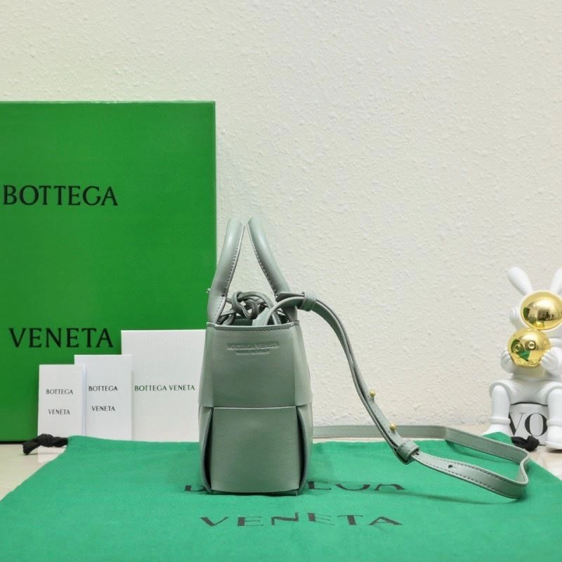 ZeroBulk Bottega Veneta Shopping Bags 67932