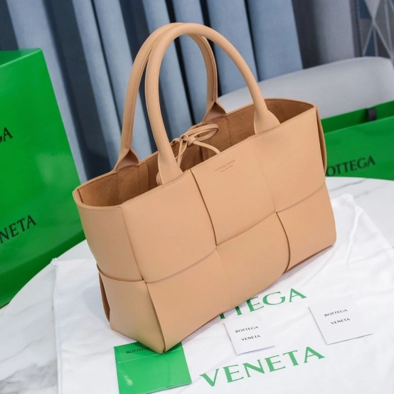 Bottega Veneta Shopping Bags SmoothTexture 67933