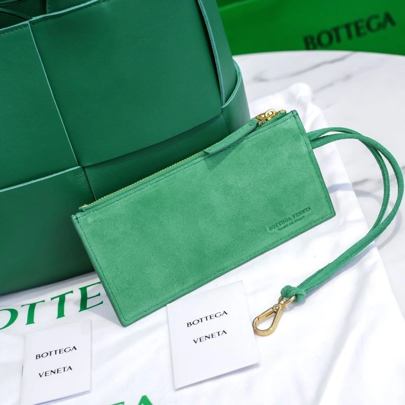 Supportive Bottega Veneta Shopping Bags 67931