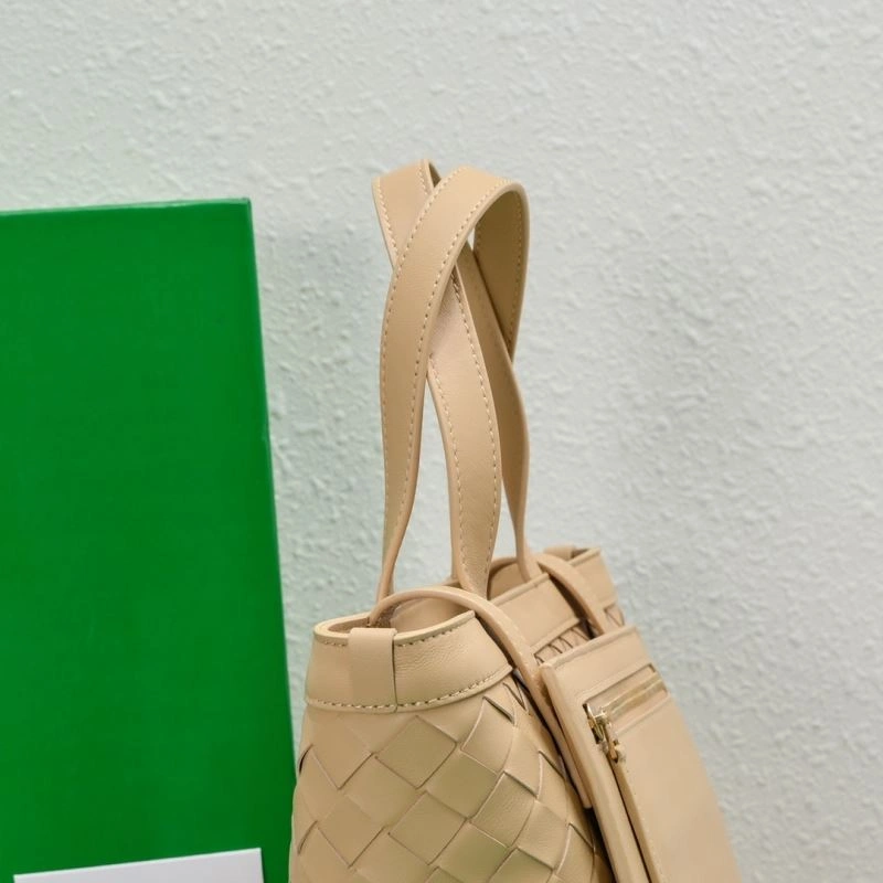 GoAnywhere Bottega Veneta Shopping Bags 67919