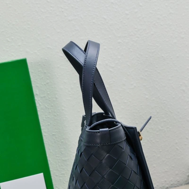 Bottega Veneta Shopping Bags Attractive 67925