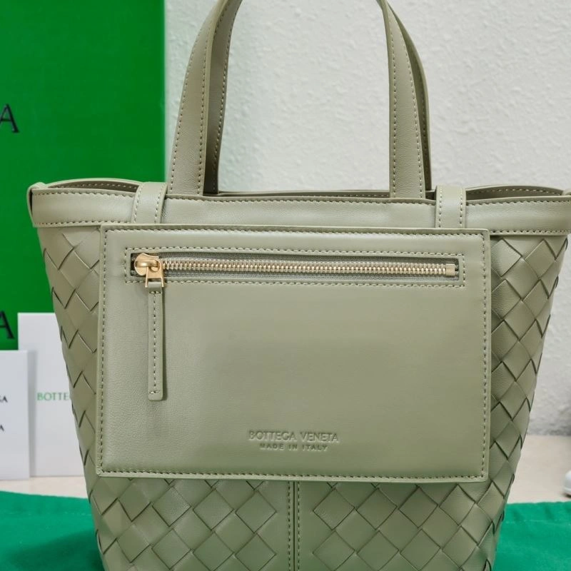 WaterResistant Bottega Veneta Shopping Bags 67917