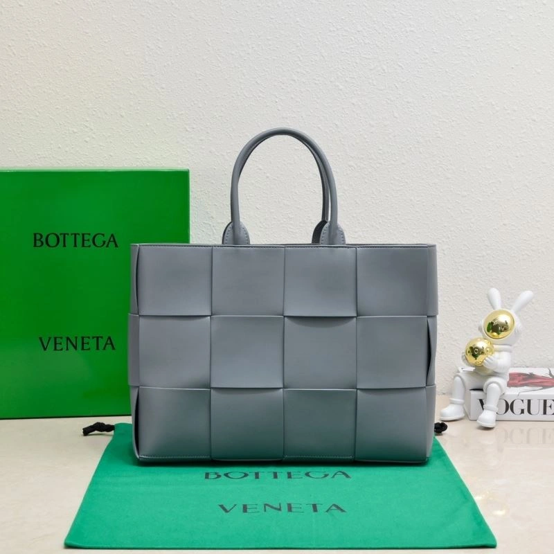 Bottega Veneta Shopping Bags Youthful 67846