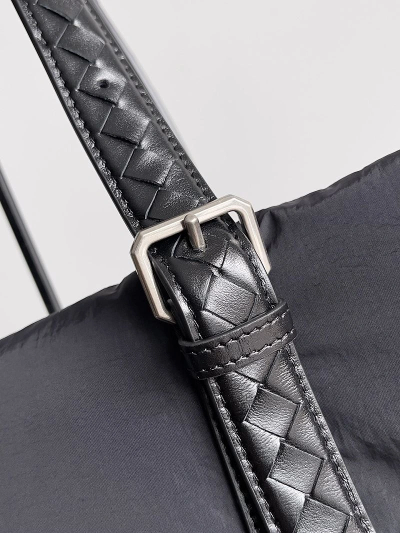 Lightweight Bottega Veneta Shopping Bags 67295