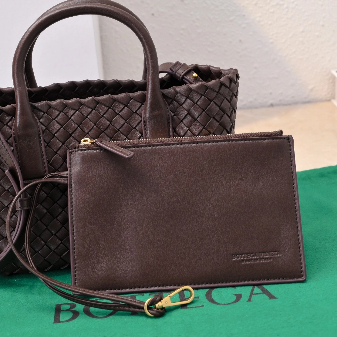 Bottega Veneta Shopping Bags SoftTouch 67739