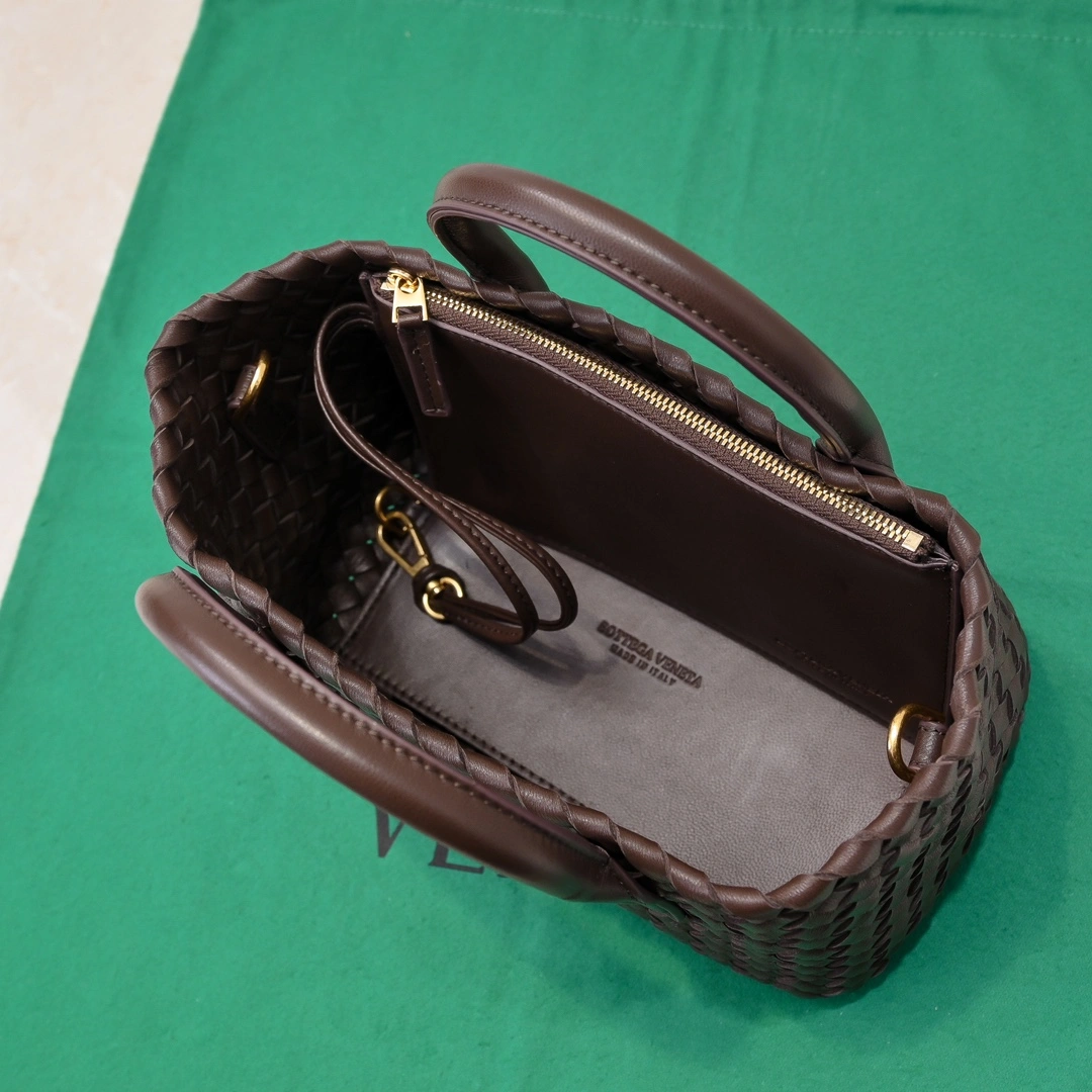 Bottega Veneta Shopping Bags SoftTouch 67739