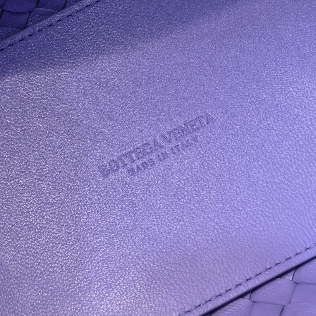 Snug Bottega Veneta Shopping Bags 67699