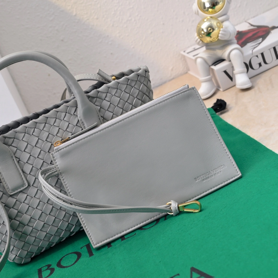 Bottega Veneta Shopping Bags OdorResistant 67736