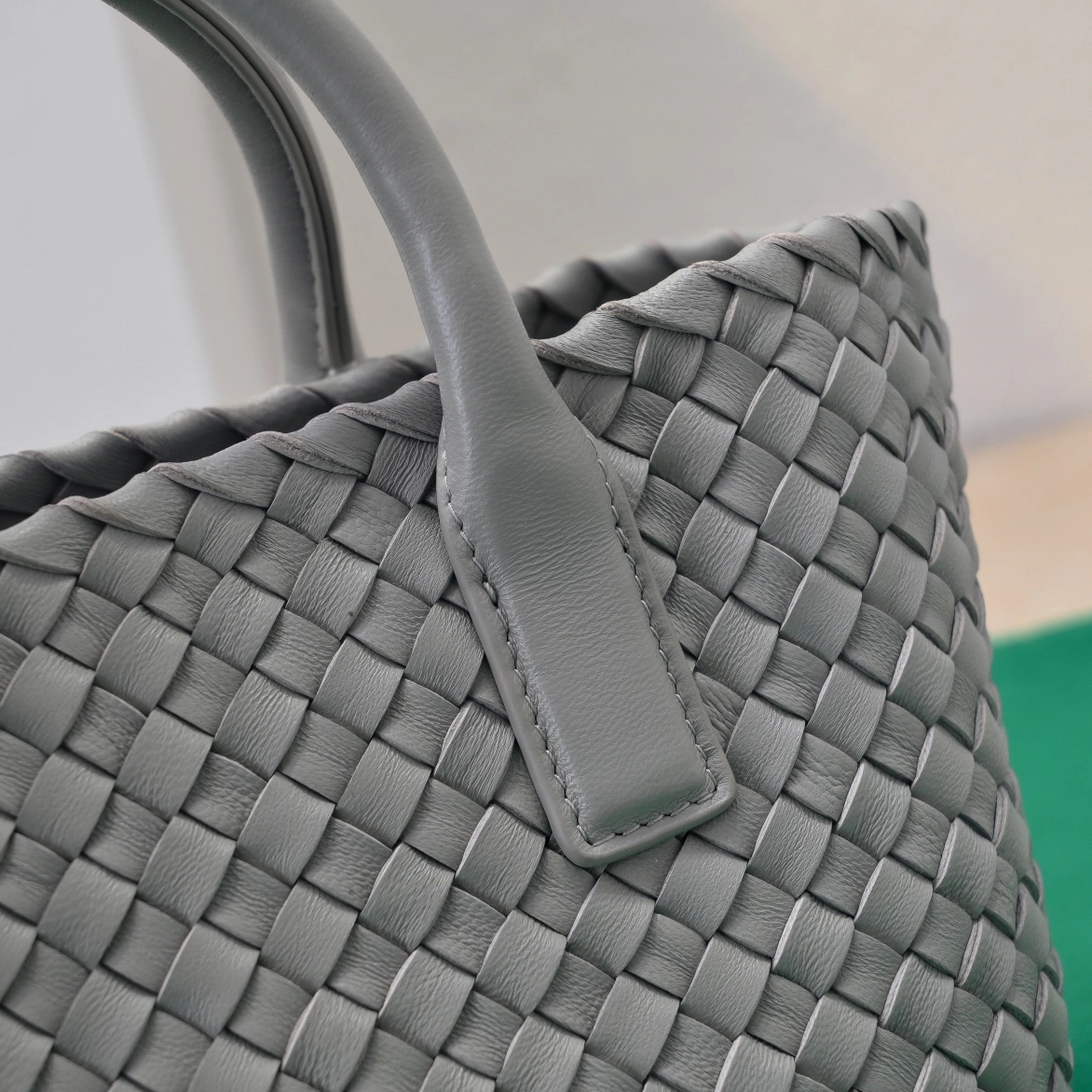 Bottega Veneta Shopping Bags OdorResistant 67736