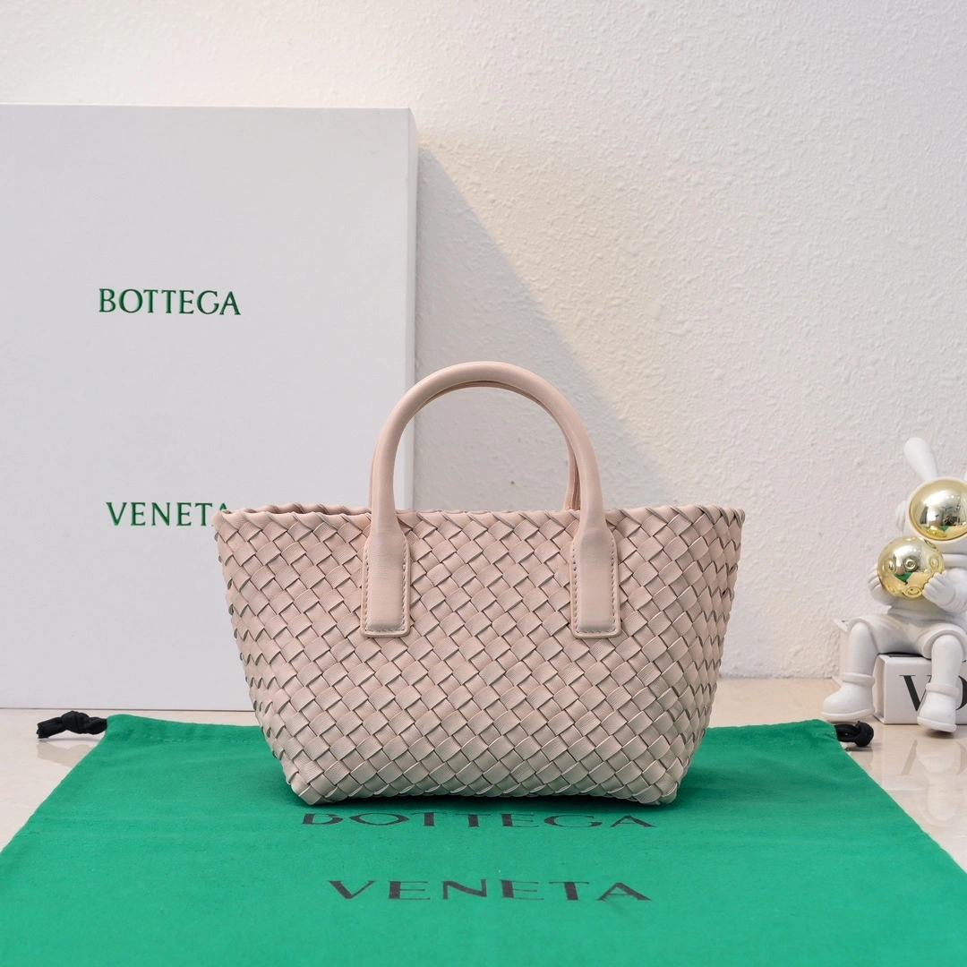 Lightweight Bottega Veneta Shopping Bags 67682