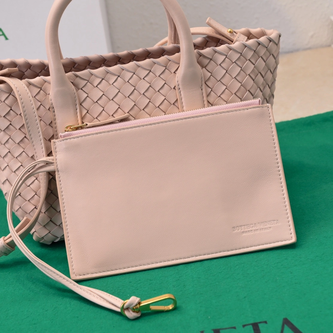 Lightweight Bottega Veneta Shopping Bags 67682