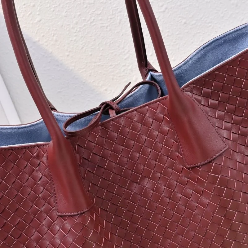 Bottega Veneta Shopping Bags Breathable 51844