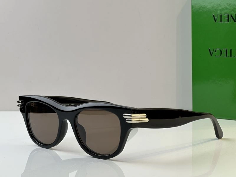 Elegant Bottega Veneta Sunglasses 277101