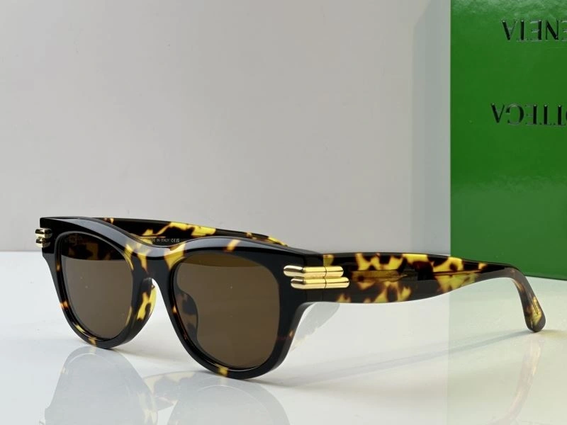 Elegant Bottega Veneta Sunglasses 277101