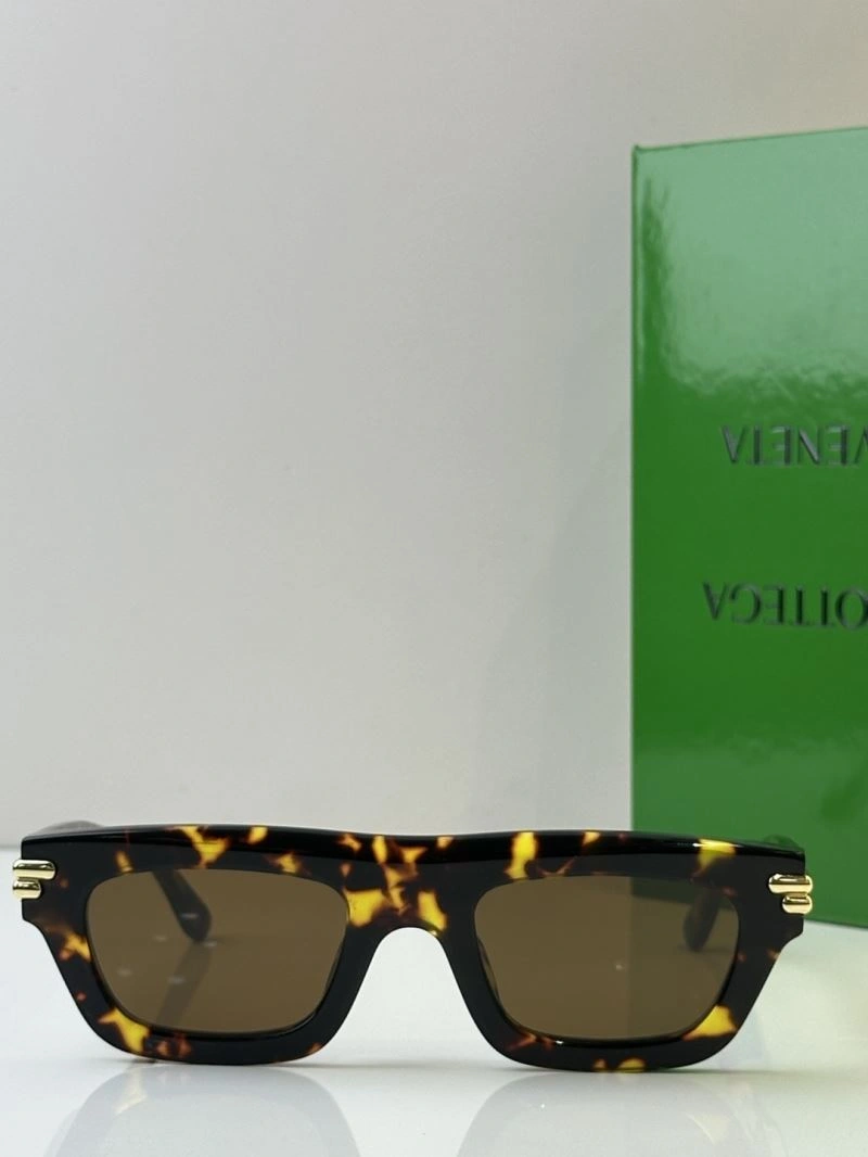 Bottega Veneta Sunglasses Sustainable 277100