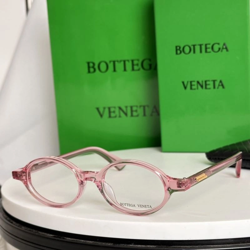 Bottega Veneta Sunglasses Fashionable 277105