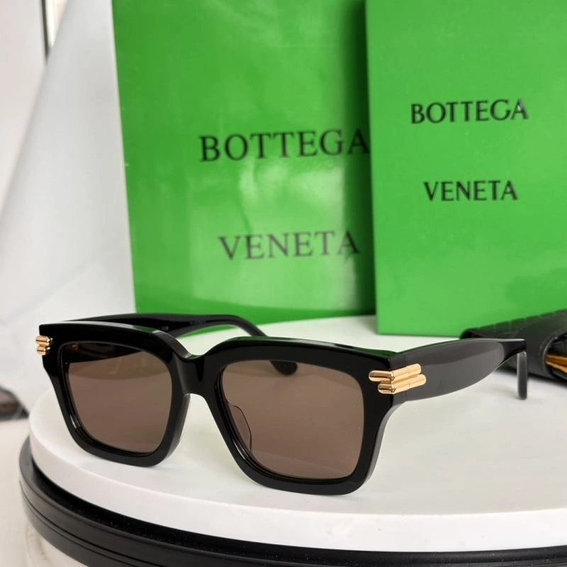 Resilient Bottega Veneta Sunglasses 277104