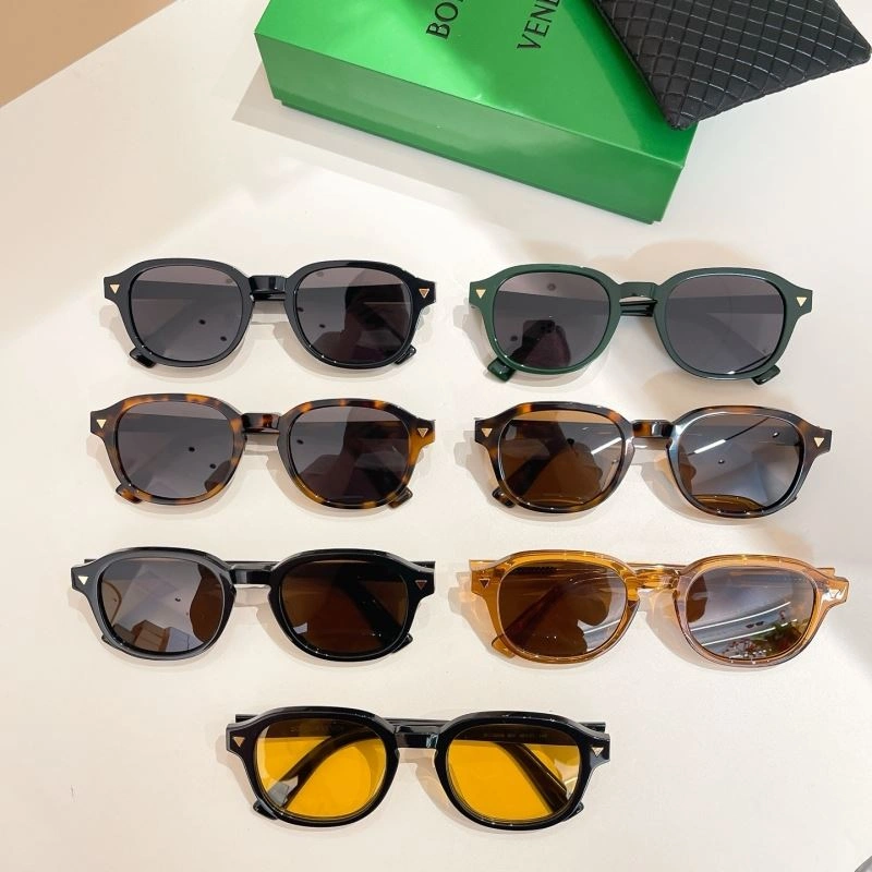 Sustainable Bottega Veneta Sunglasses 277111