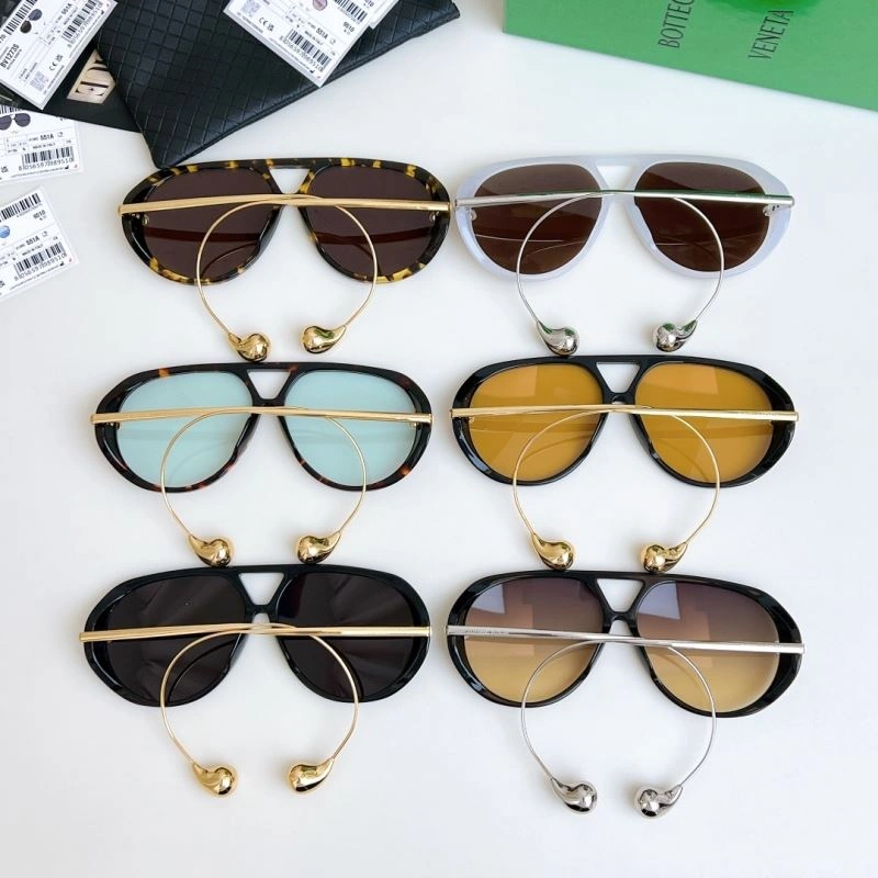 Lightweight Bottega Veneta Sunglasses 277087
