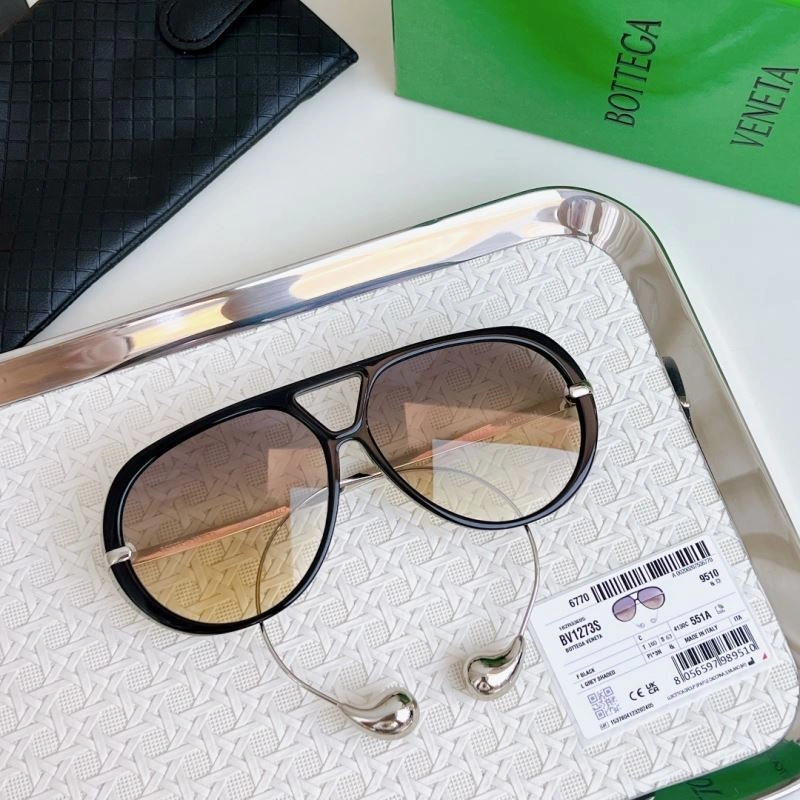 Lightweight Bottega Veneta Sunglasses 277087