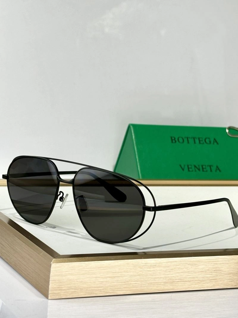 ZipUp Bottega Veneta Sunglasses 277109