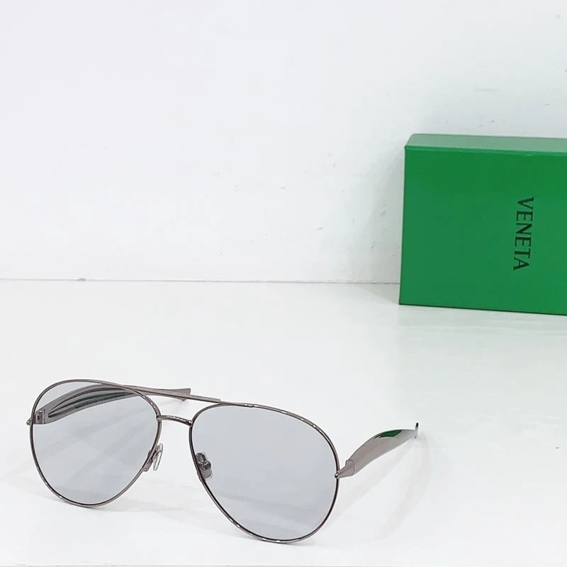 Bottega Veneta Sunglasses Sophisticated 277080