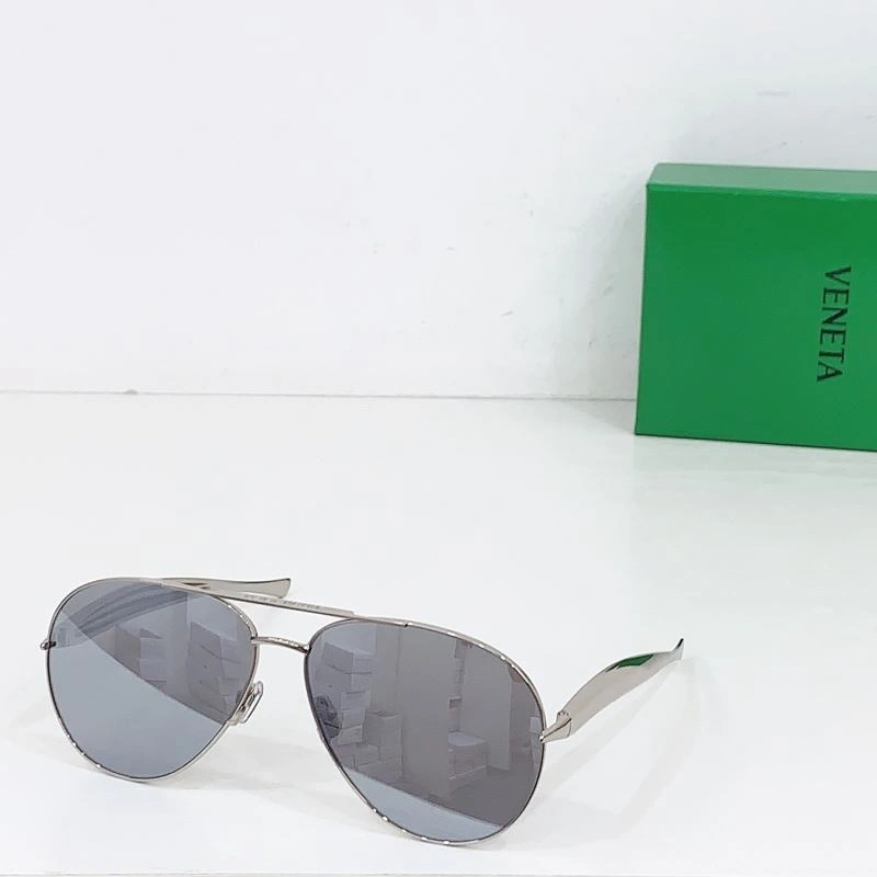 Bottega Veneta Sunglasses Sophisticated 277080