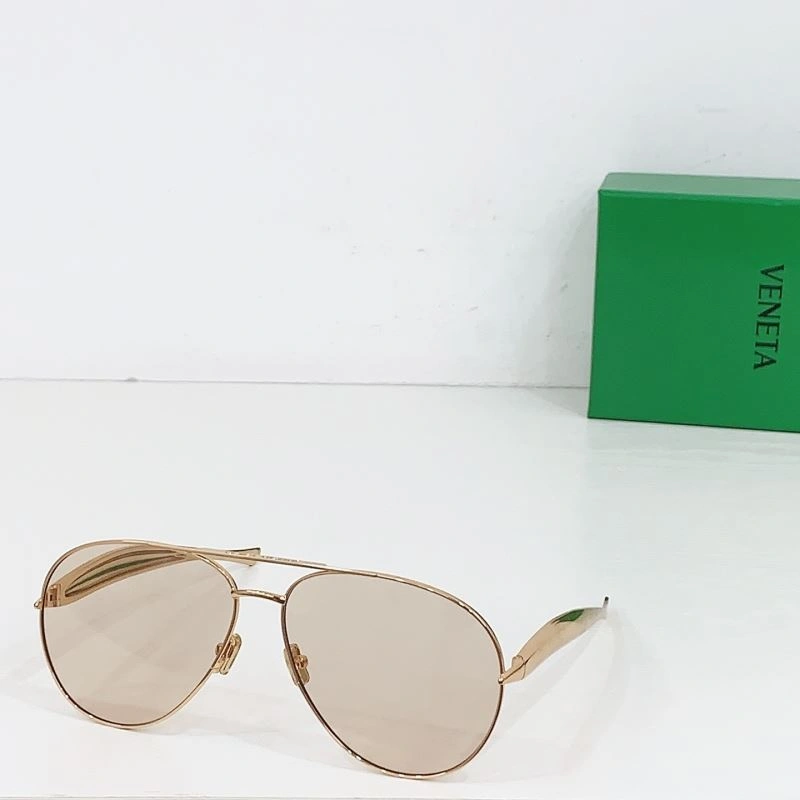Bottega Veneta Sunglasses Sophisticated 277080