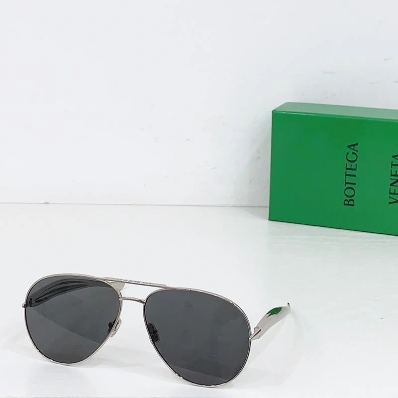Bottega Veneta Sunglasses Sophisticated 277080