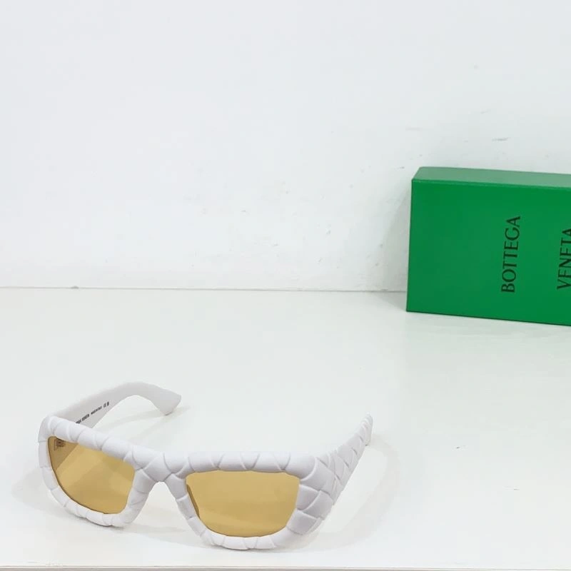 Bottega Veneta Sunglasses Chic 277068