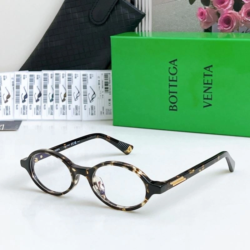 Breathable Bottega Veneta Sunglasses 277071