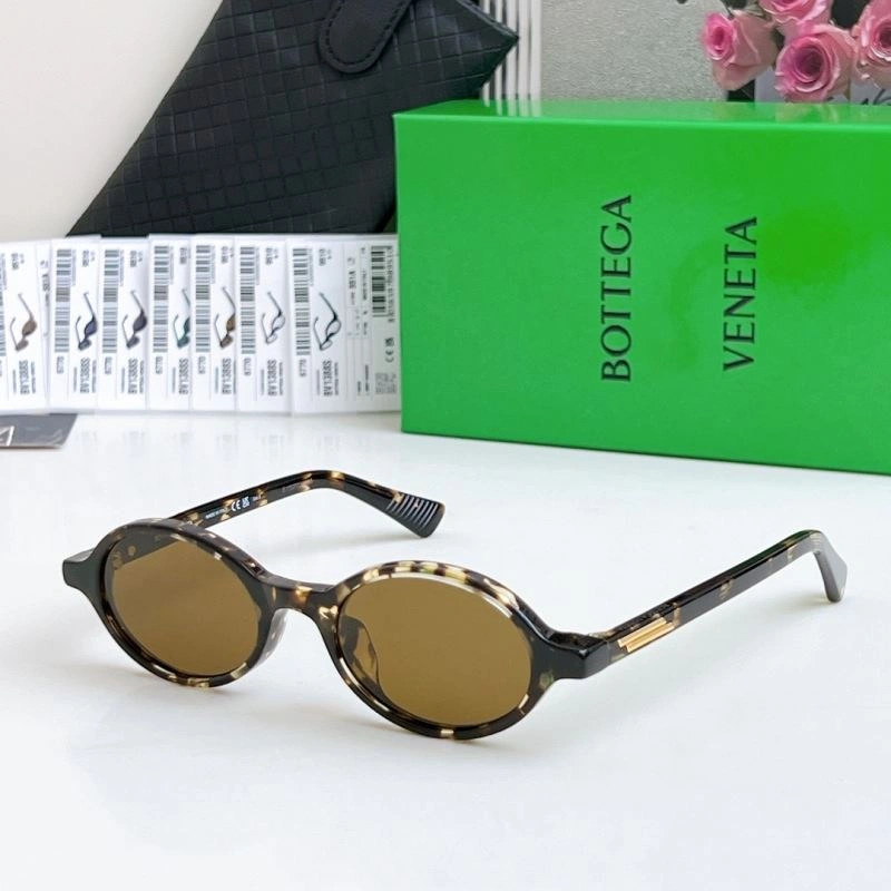 Breathable Bottega Veneta Sunglasses 277071