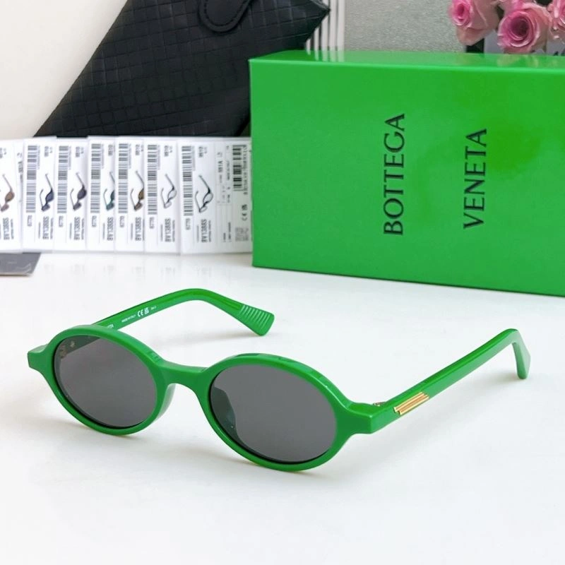 Breathable Bottega Veneta Sunglasses 277071