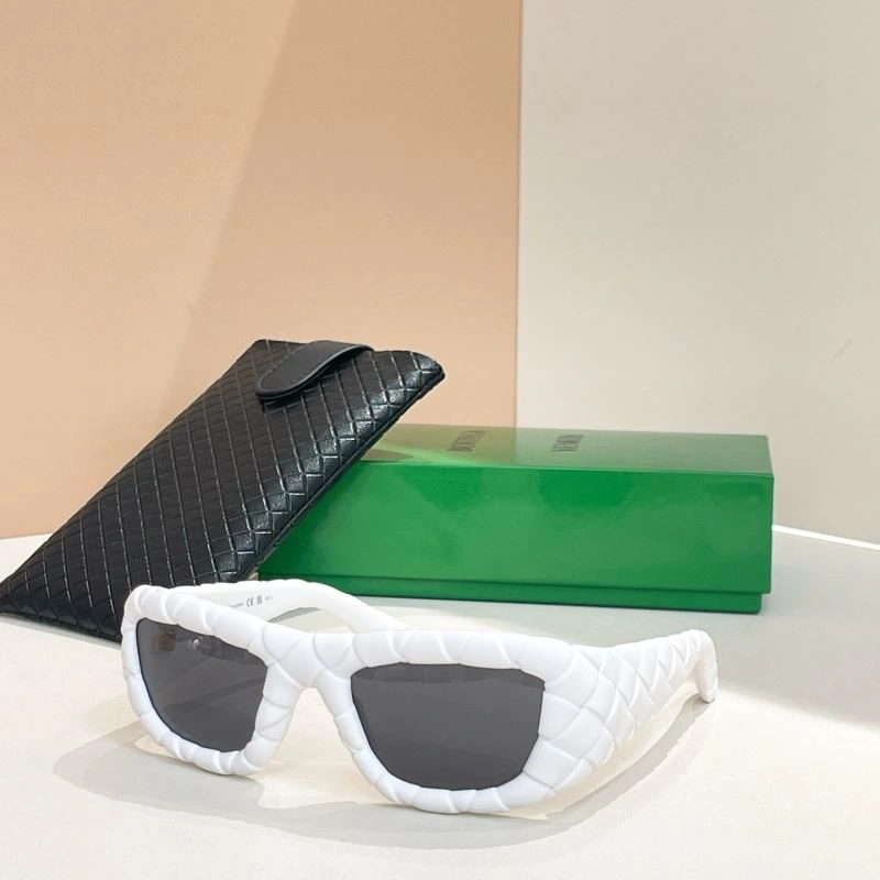 Bottega Veneta Sunglasses EasyMatch 277061
