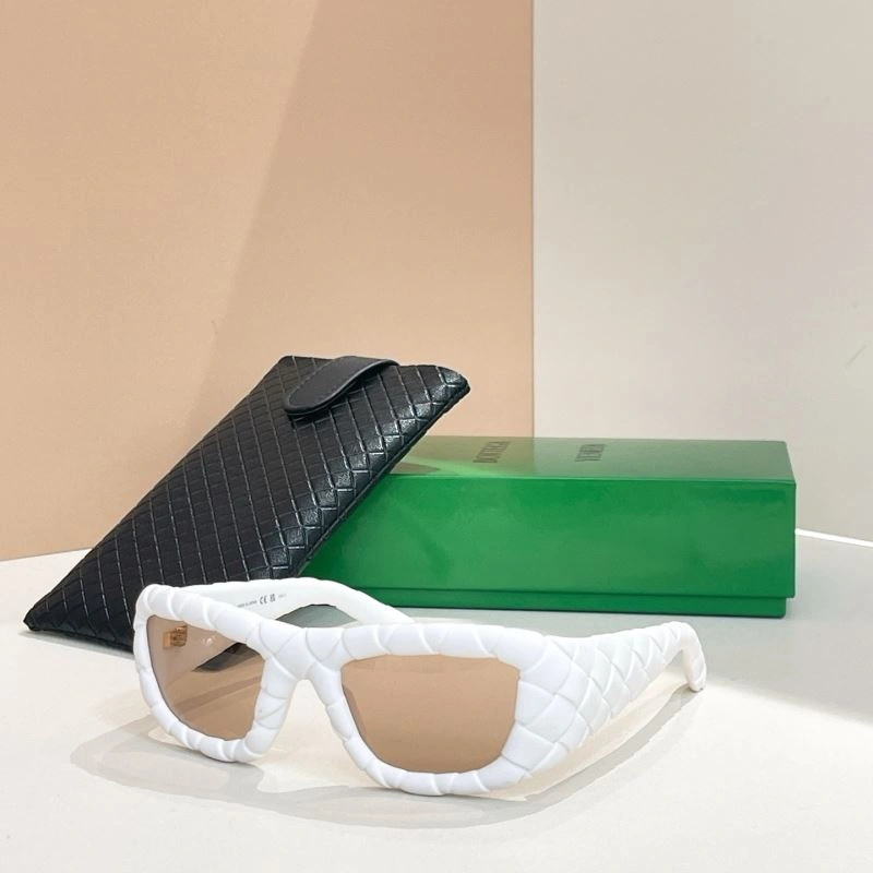 Bottega Veneta Sunglasses EasyMatch 277061