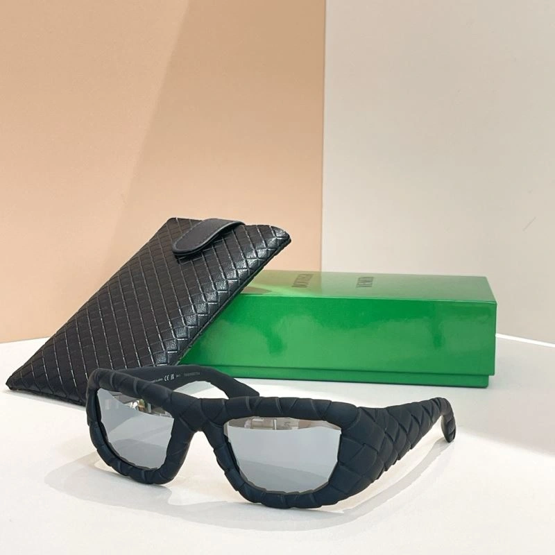 Bottega Veneta Sunglasses EasyMatch 277061