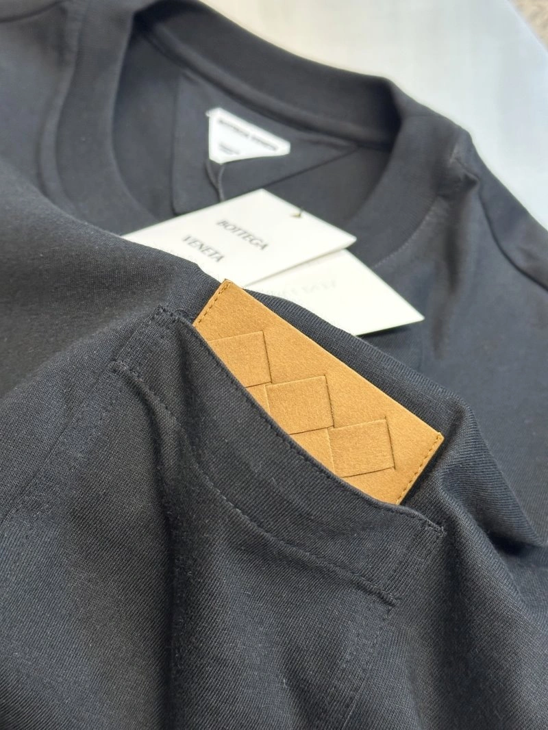 Sporty Bottega Veneta T-Shirts 152352