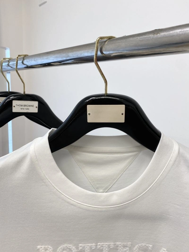 Sustainable Bottega Veneta T-Shirts 160902