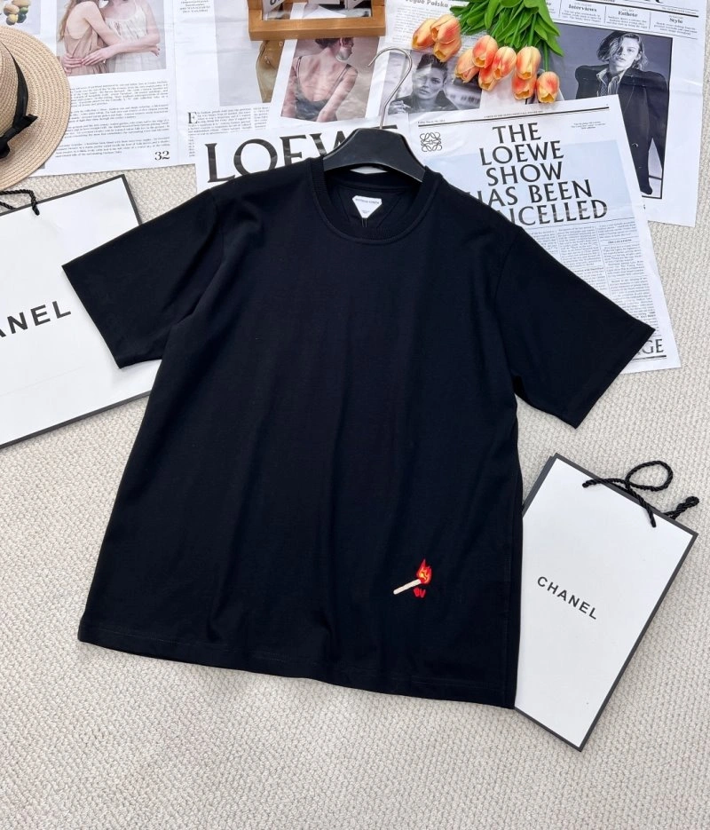 RelaxedFit Bottega Veneta T-Shirts 153147